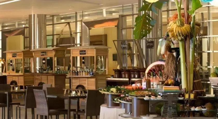 Hotel Santika Premiere Kota Harapan Indah