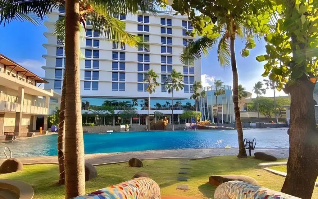 Hotel Santika Premiere Kota Harapan Indah