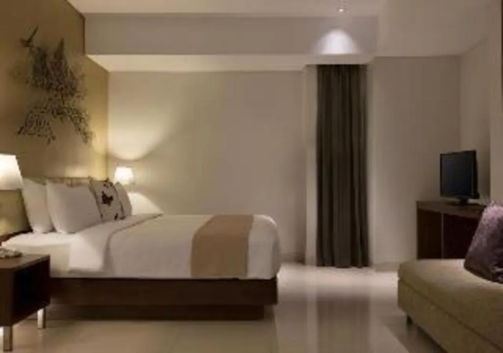 Bed in Hotel Santika Premiere Kota Harapan Indah