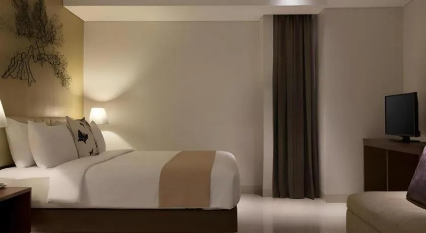 Bed in Hotel Santika Premiere Kota Harapan Indah