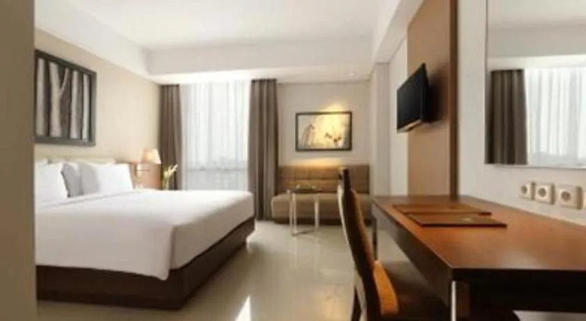 Bed in Hotel Santika Premiere Kota Harapan Indah