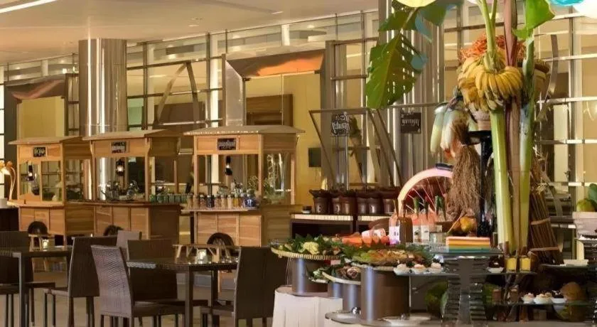 Hotel Santika Premiere Kota Harapan Indah