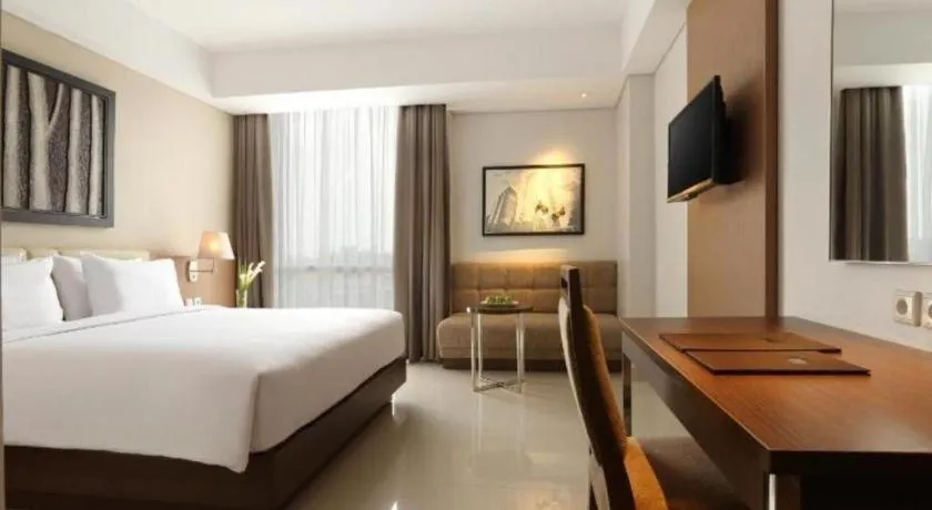 Bed in Hotel Santika Premiere Kota Harapan Indah
