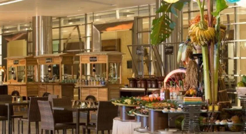 Hotel Santika Premiere Kota Harapan Indah