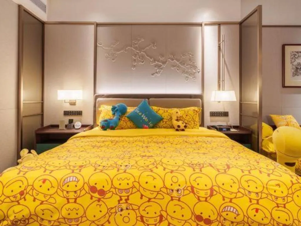 Bed in Dongguan Yingbin Hotel