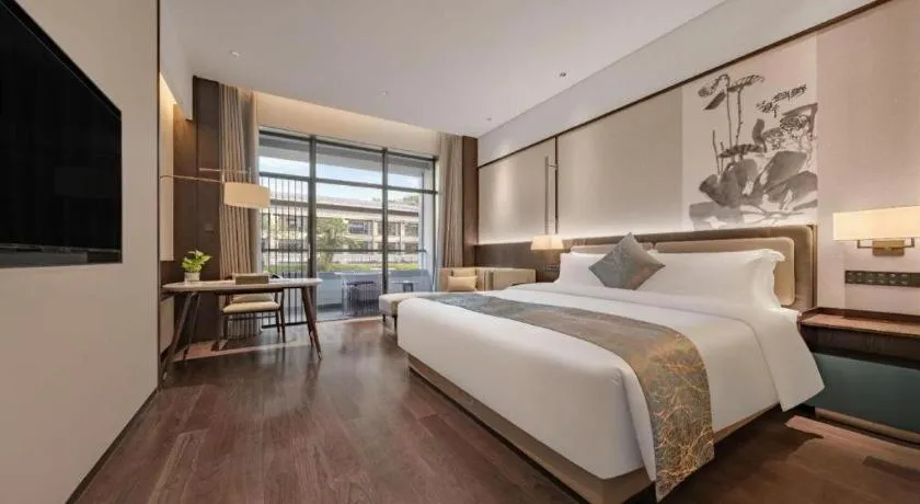 Bed in Dongguan Yingbin Hotel