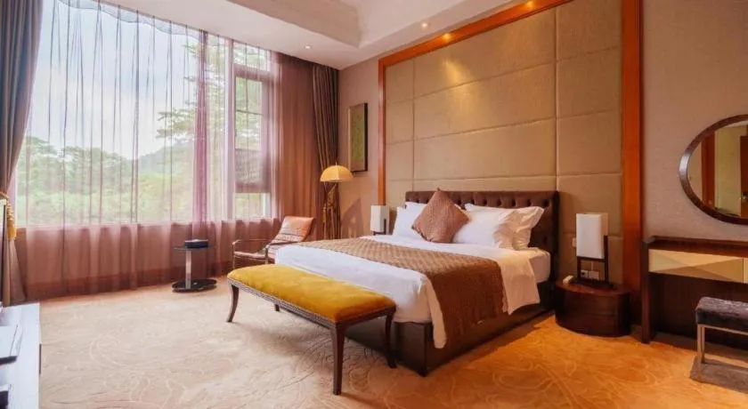 Bed in Dongguan Yingbin Hotel