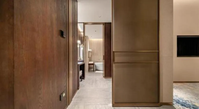 Bed in Dongguan Yingbin Hotel