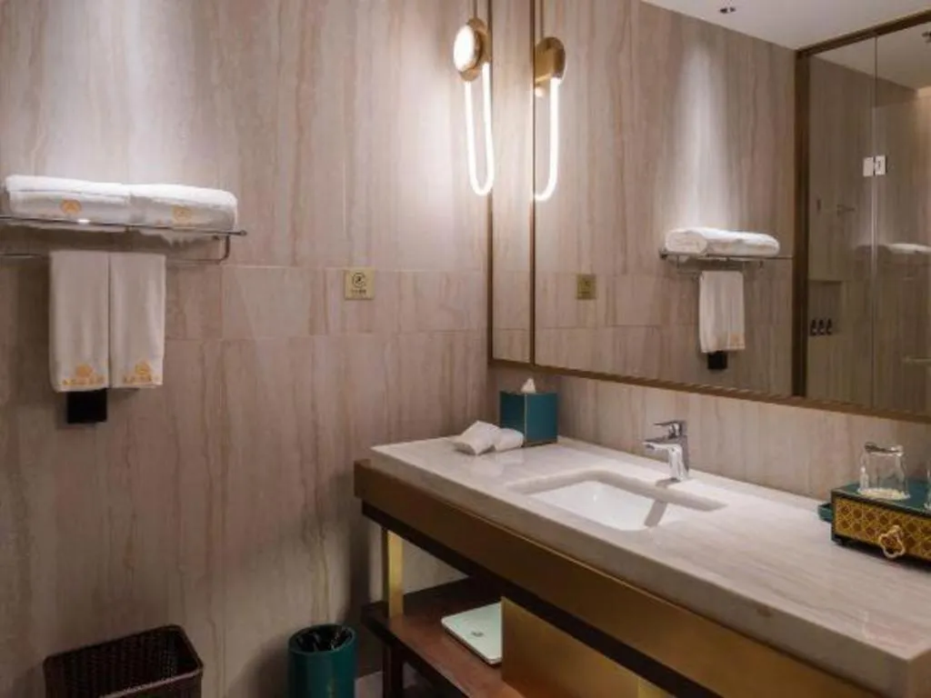 Bed in Dongguan Yingbin Hotel