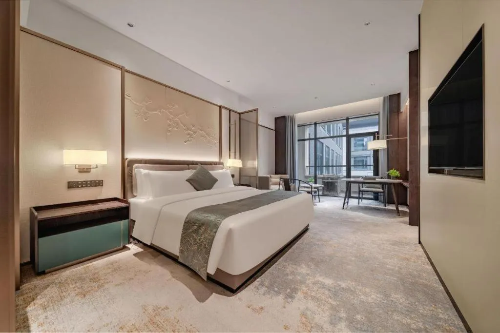 Bed in Dongguan Yingbin Hotel