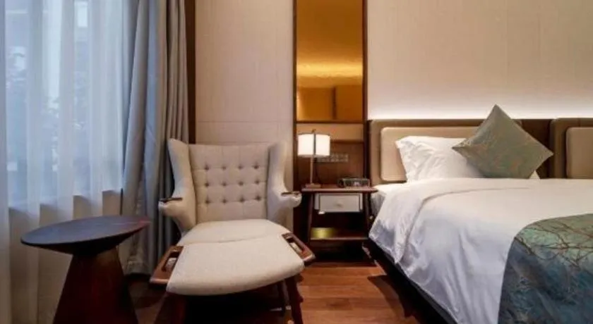 Bed in Dongguan Yingbin Hotel