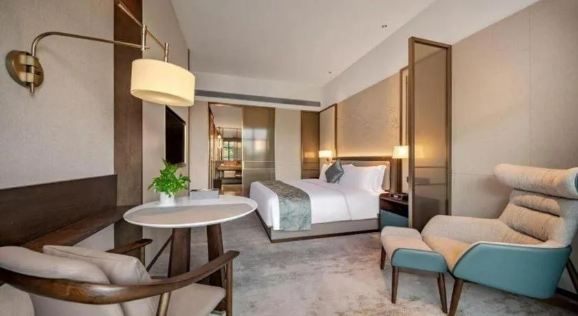 Bed in Dongguan Yingbin Hotel