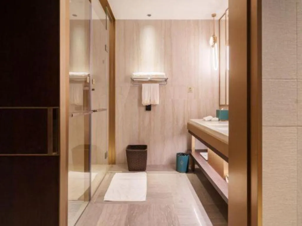 Bed in Dongguan Yingbin Hotel