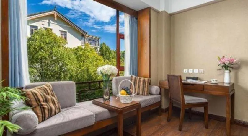 Lijiang Ziyue Hotel