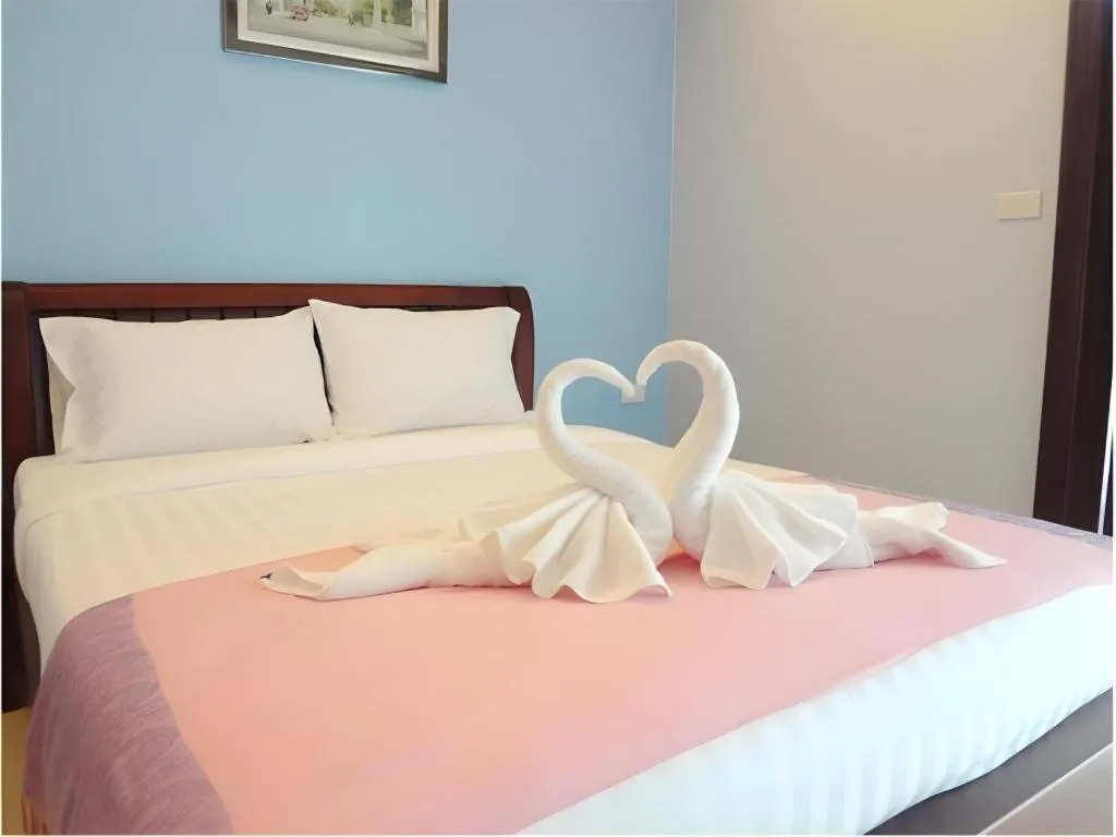 Bed in Chodkamol Place 57