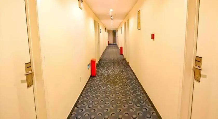 7 Days Inn Xi'an Zhonglou 4th Gulou Hospital Dachaishi