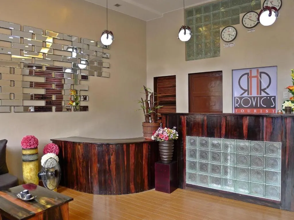 Rovic's Tourist Hotel