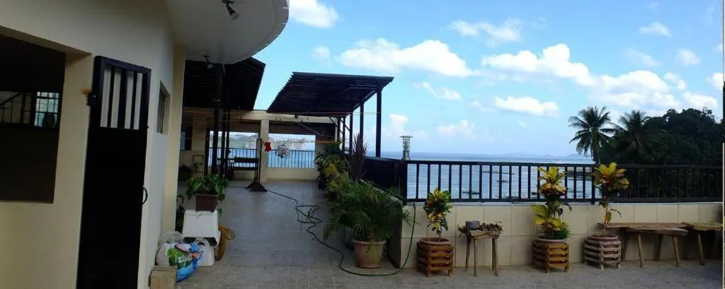 Rovic's Tourist Hotel