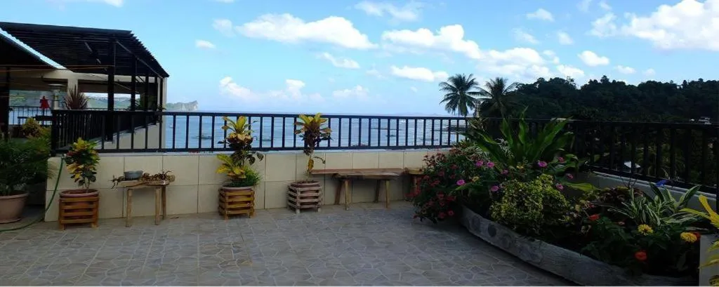 Rovic's Tourist Hotel