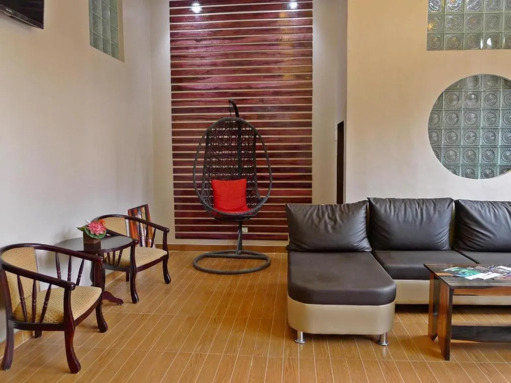 Rovic's Tourist Hotel