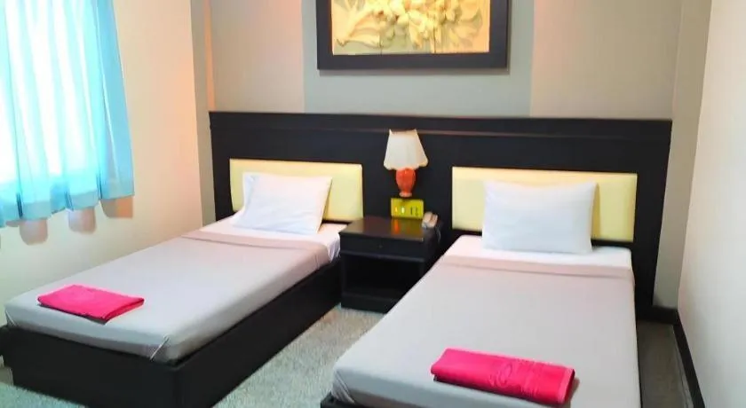 Bed in Picnic Sriracha Hotel