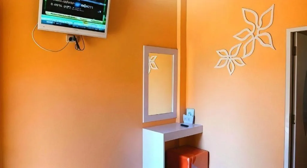 Picnic Sriracha Hotel