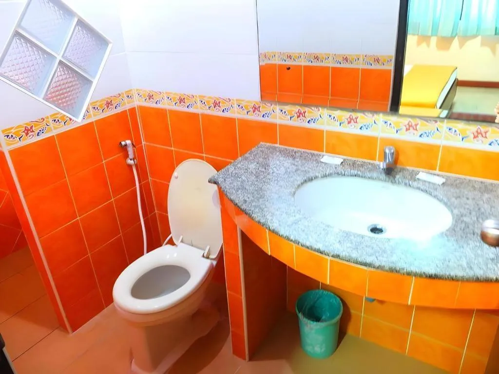 Picnic Sriracha Hotel