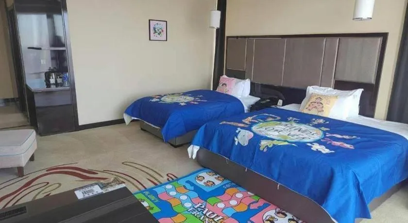 Bed in Pacific Regency Hotel Shenyang