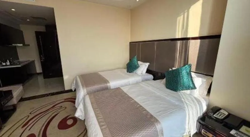 Bed in Pacific Regency Hotel Shenyang