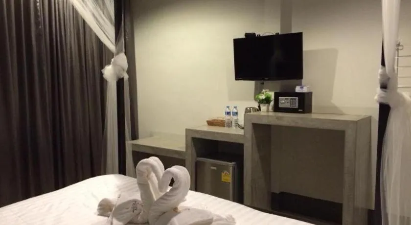 Bed in The Key Hotel