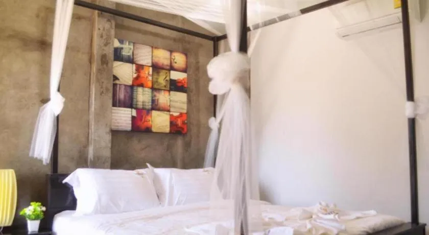 Bed in The Key Hotel