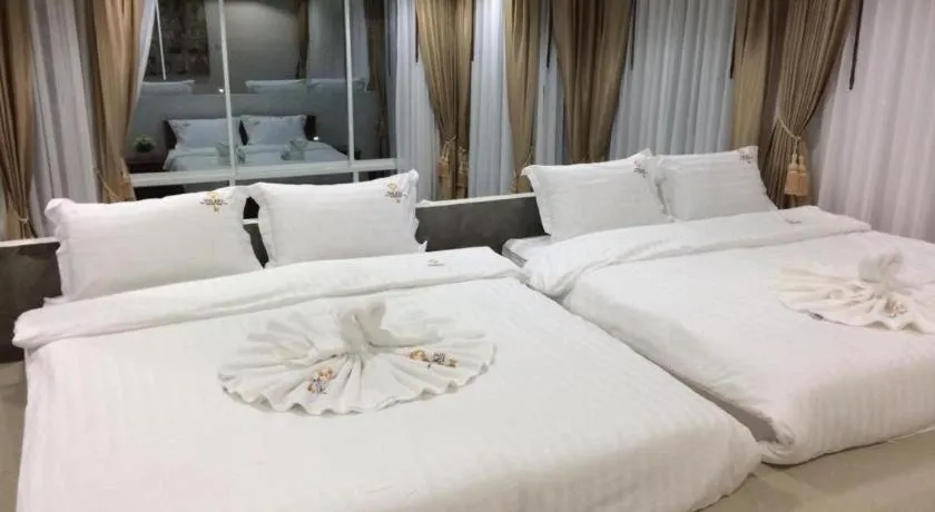 Bed in The Key Hotel