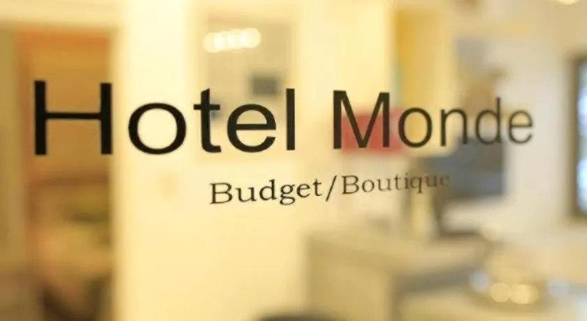 Hotel Monde