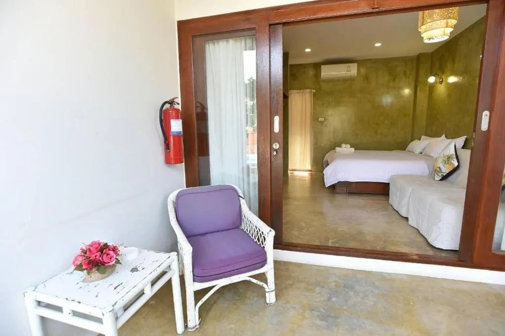 Bed in Baan Parinda (Pompom Home)