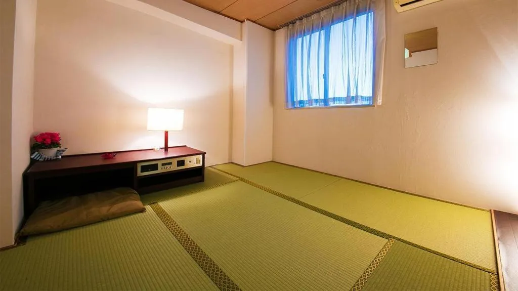 Bed in Hotel Town Honmachi