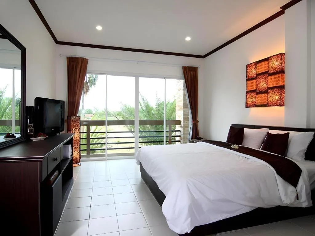 Bed in Sritrakul Place