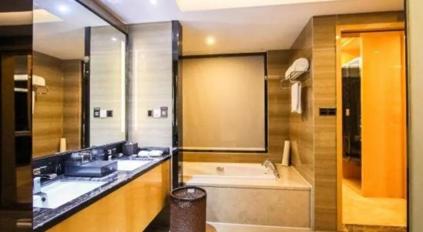 Golden Phoenix International Hotel