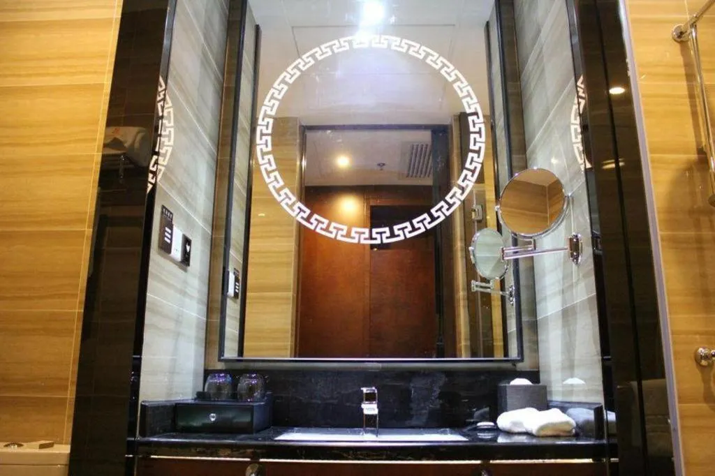 Golden Phoenix International Hotel