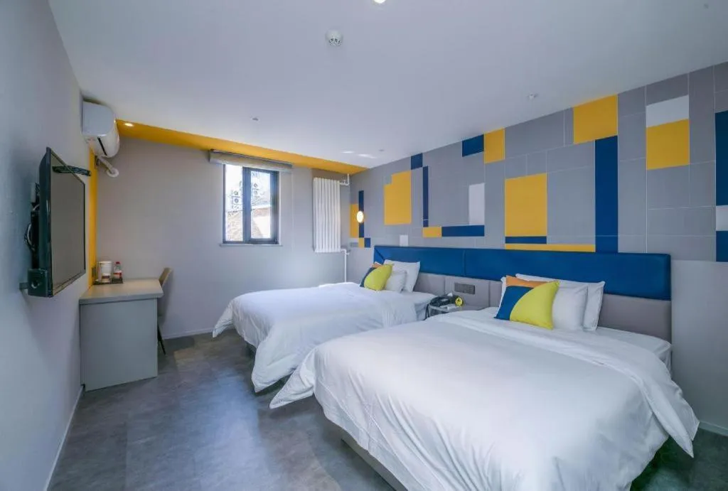 Bed in 7 Days Inn Beijing Tongzhou Universal Studio Linheli Metro Station