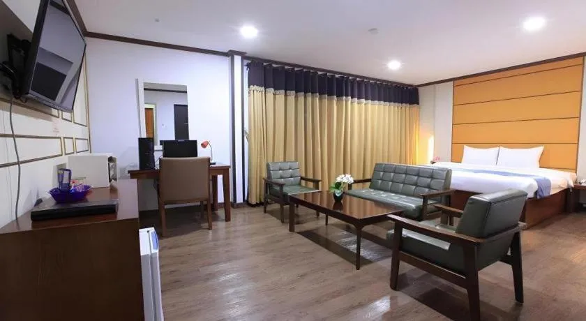 Bed in Horizon Hotel