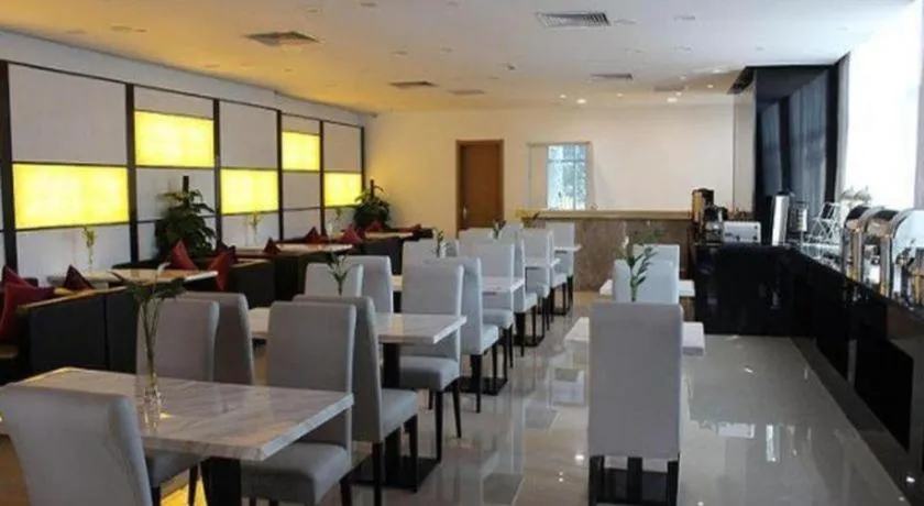 Lavande Hotel Wuhan Wujia Mountain Branch