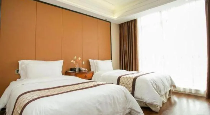 Bed in Auspicious Hotel