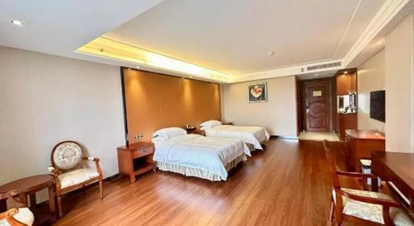 Bed in Auspicious Hotel