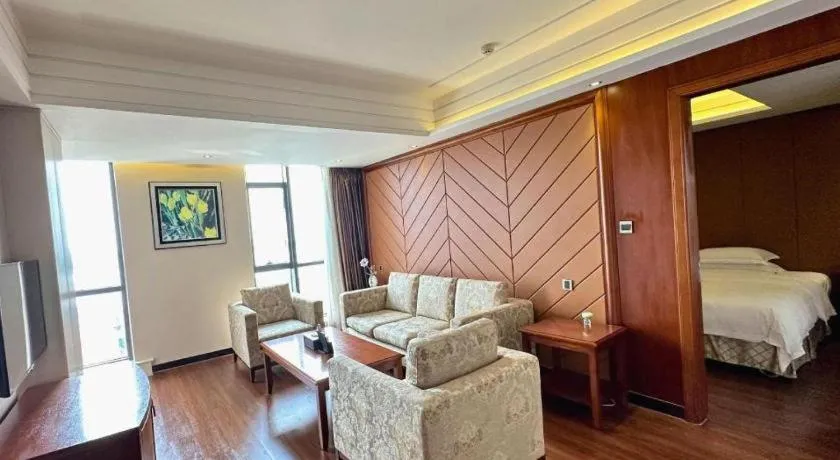 Bed in Auspicious Hotel