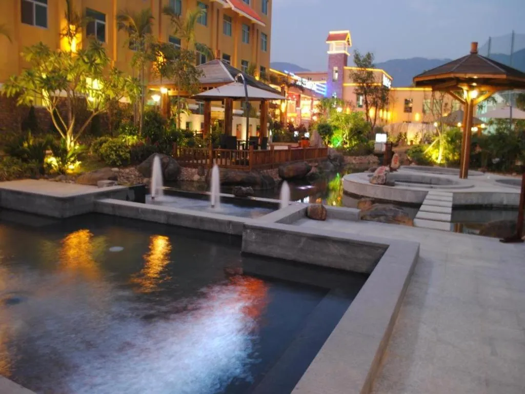 Fuzhou Chuanjie Hotspring and Golf Club Hotel