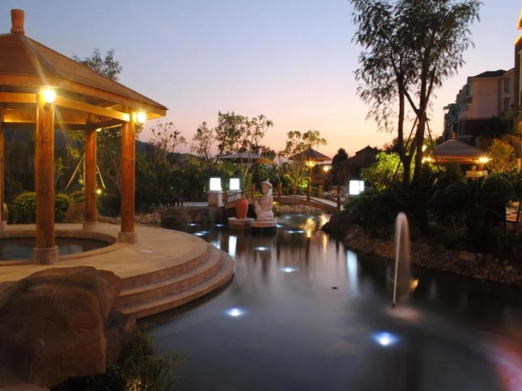 Fuzhou Chuanjie Hotspring and Golf Club Hotel