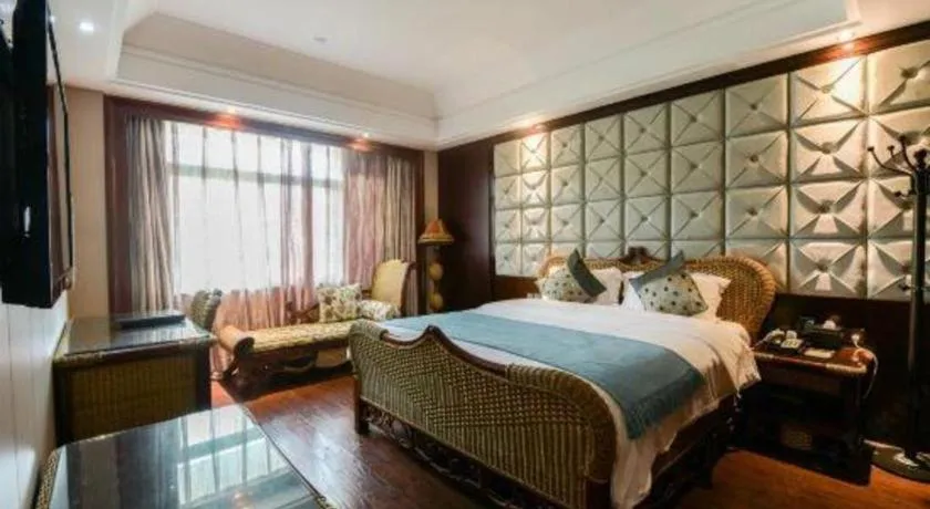 Bed in Fuzhou Chuanjie Hotspring and Golf Club Hotel