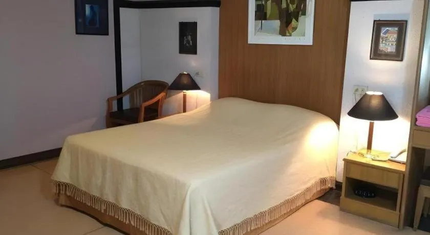 Bed in Numsin Hotel