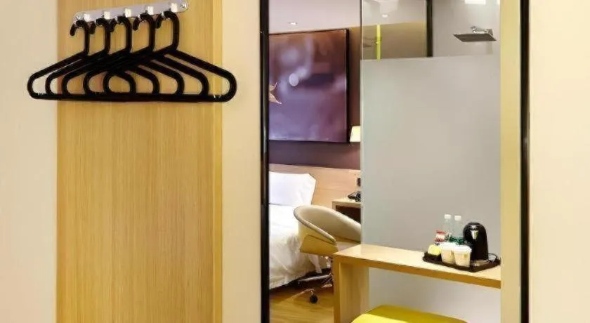 7 Days Premium Tongliao Train Station Branch