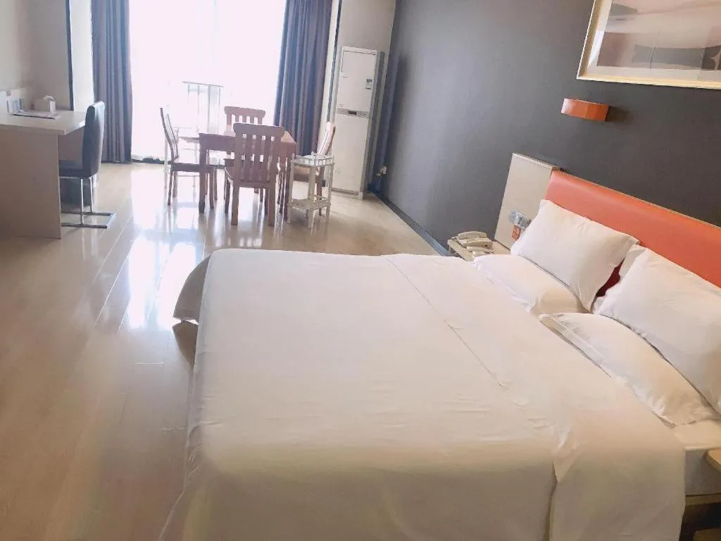 Bed in 7 Days Premium Jingjiang Fuhai New World Automobile Terminal Branch